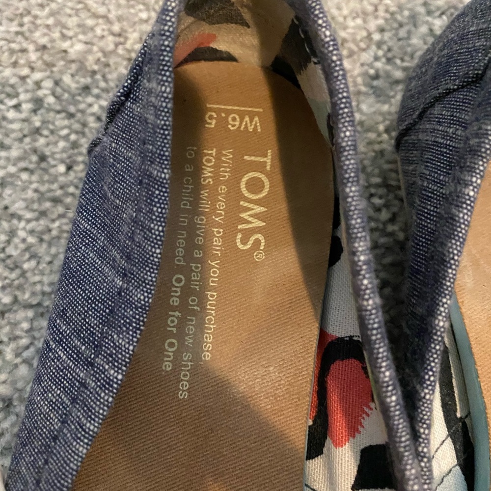 Blue Toms - Picture 3 of 3